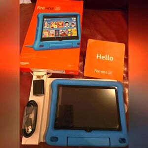 Amazon Fire HD 8 Kids Tablet - Vibrant Blue